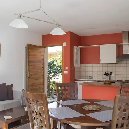 Villa Patrimonio * Patrimonio